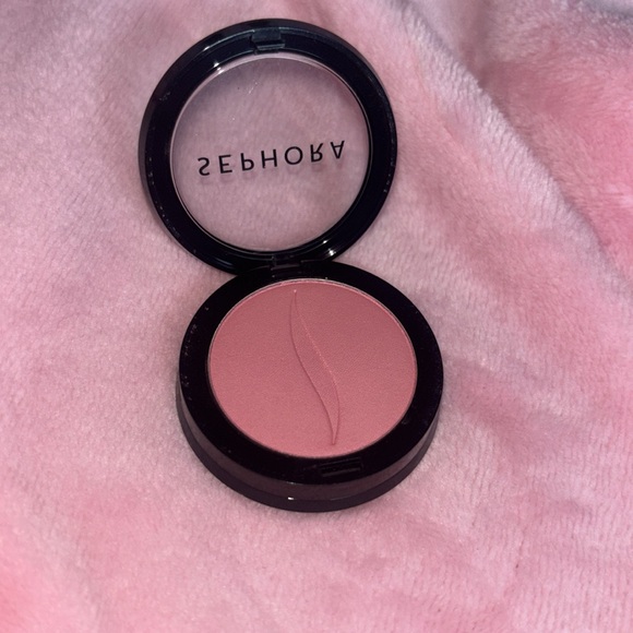 Sephora eyeshadow - Picture 3 of 3